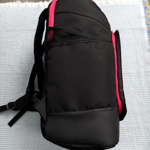 🌞NWT🌞Nike Backpack | Lightweight Multifunctional Backpack | Basketball Bag - Picture 4 of 9